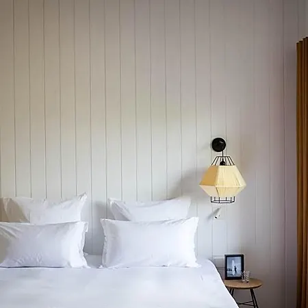 Hotel Les Hortensias Du - Fontenille Collection 4*