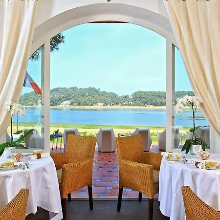 Les Hortensias Du - Fontenille Collection Отель Сорт-Осгор